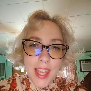 Meet your Posher, Melanie